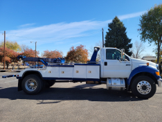 2006 FORD F750 12 TON