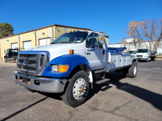 2006 FORD F750 12 TON